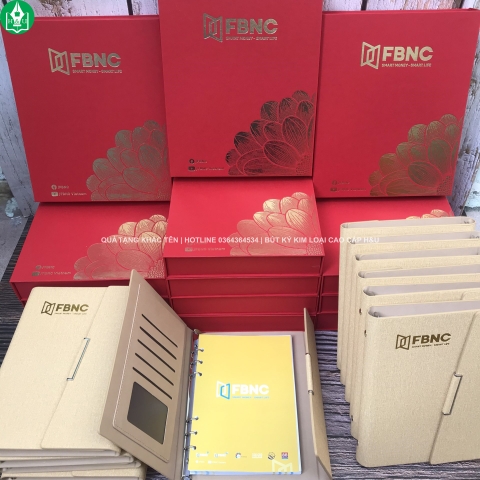 Sản Xuất Sổ Da Bìa Còng Kèm Hộp Đựng Gia Công Logo FBNC