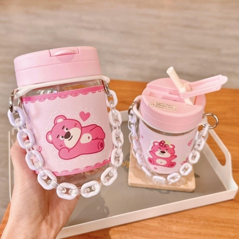 Bình Nước Gấu Lotso Gấu Dâu Kèm Bọc Da Và Dây Đeo Bình Nước Cao Cấp 400ml Chống Đổ Nước