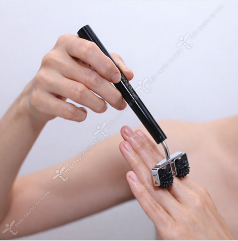 Lăn cầu gai đôi nhỏ | Small Twin Yang Ball Roller