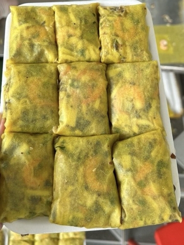 NEM CUA BỂ KHAY 9 CÁI