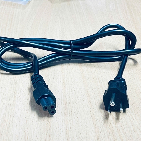 Dây Nguồn 3 Chân 2 Dẹt 1 Tròn NEMA 5-15P to C5 Power Cord NANKE COS102M E248395 XD-0018 10A 125V 3x0.824mm² Length 1.8M