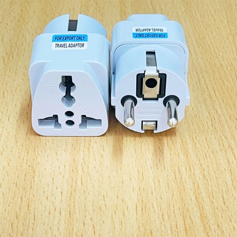 Rắc Chuyển Nguồn Travel Adapter EU Plug to Universal Adapter SKYHE White 10A 250V SZ-008