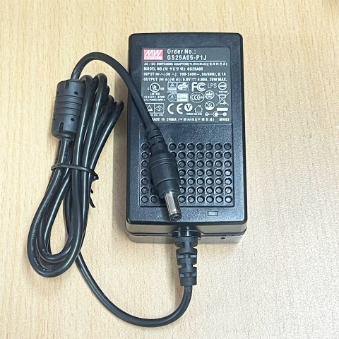 Adapter 5V 4A 20W MEAN WELL GS25A05-P1J Industrial Adaptor 3 Plug IEC C14 Connector Tip Size 5.5mm x2.1mm
