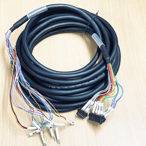 Cáp YASKAWA JZSP-CKI01-3 Cable KM1-M665J-007 Dài 7M For I/O Cable Yaskawa Servo Driver Connector CN1 MDR 50 Pin Male to 50 Core
