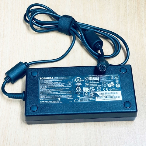 Adapter 19V 9.5A 180W TOSHIBA PA5084E-1AC3 IEC C14 Plug DC Power Connector Tip Size 4 Pin Mini Din Female 10mm Plug For All-in-One Toshiba Qosmio X75