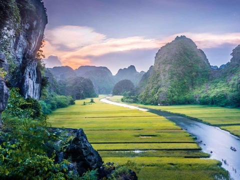 Khám phá Ninh Bình (Hoa Lư, Tam Cốc, Tràng An, Hang Múa, Bái Đính) - Tour 1 ngày