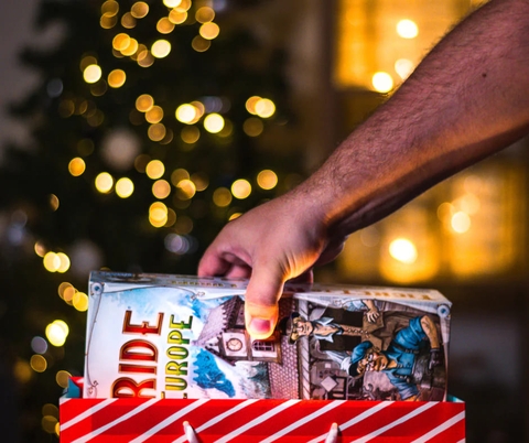 TOP CÁC BOARD GAME ĐÁNG THỬ NHẤT DỊP GIÁNG SINH 2025