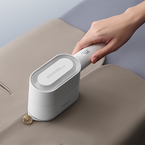 ENI282WHT - Bàn ủi hơi nước LocknLock Rotating steam iron 220-240V, 50-60Hz, 1000-1200W, 80ml - Màu trắng