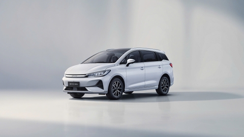 Ra mắt sản phẩm mới MPV thuần điện BYD M6
