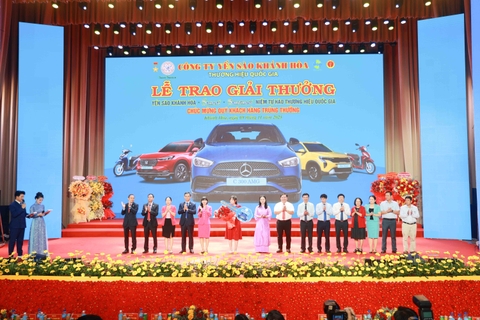 YẾN SÀO KHÁNH HÒA RA MẮT SẢN PHẨM MỚI & TỔNG KẾT TRAO GIẢI LỚN CHƯƠNG TRÌNH TRI ÂN KHÁCH HÀNG 2025