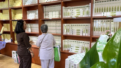 Sản phẩm nhang và tinh dầu Hương Đất Việt: Khi thiên nhiên hòa quyện trong từng hơi thở