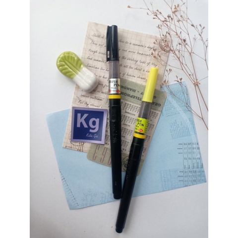 Bút lông Kuretake Zig Cartoonist Brush Pen   (No.22/ No.24)