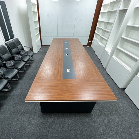 Bàn Họp Cao Cấp Fergus FGBH012