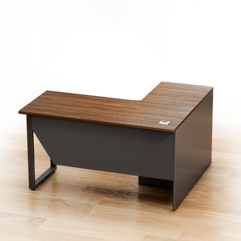 Bàn Nhân Viên Cao Cấp Fergus FGBNV011