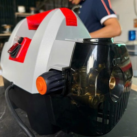 Máy Rửa Xe Mini Gia Đình 1600W Reload M16