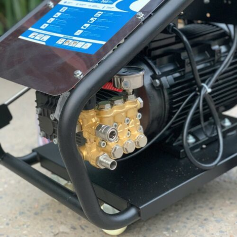 Máy Phun Xịt Rửa Áp Lực Cao 5.5Kw Shinko SK5518T