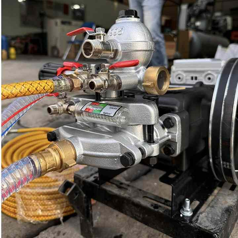 Máy Rửa Xe Dây Đai Reload 2.2Kw 645C2 Ceramic