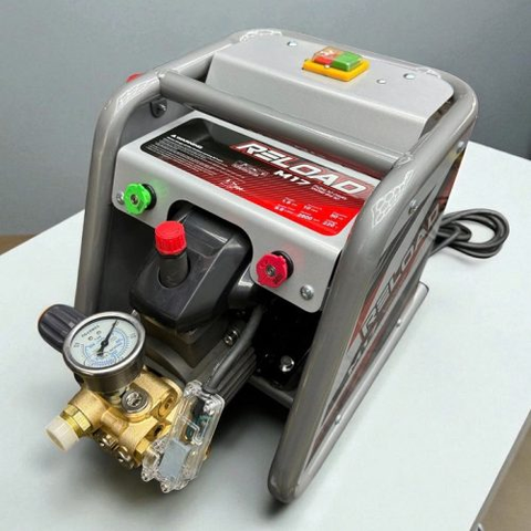Máy Xịt Rửa Xe Gia Đình 1600W Reload M17 (chỉnh áp)