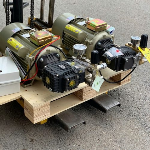 Máy Rửa Xe Cao Áp 3.7Kw Alavor (Piston sứ) Điện 220V