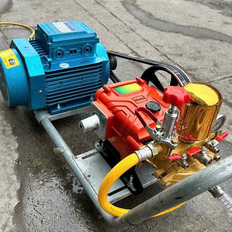 Máy Rửa Xe Dây Đai Tokawa 2.2Kw TA-48S Ceramic