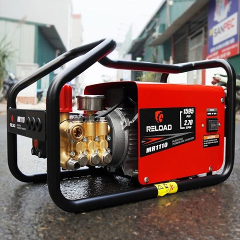 Máy Rửa Xe Cao Áp Mini 1.8Kw Reload MR1110