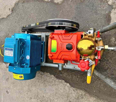 Máy Rửa Xe Dây Đai Tokawa 2.2Kw TA-48S Ceramic