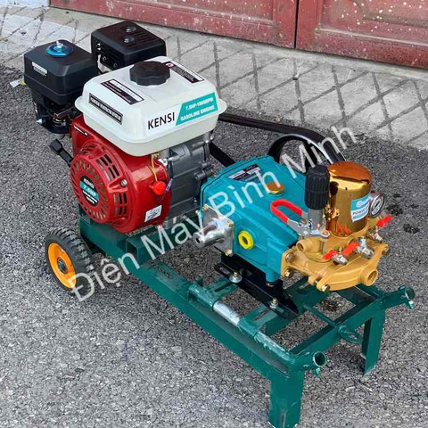 Máy Rửa Xe Dây Đai Chạy Xăng 7.5HP Osaika OS48 Sứ