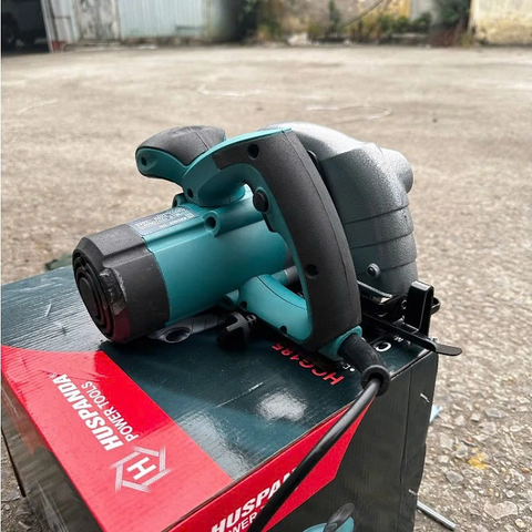 Máy Cưa Gỗ Huspanda 1400W HCG185