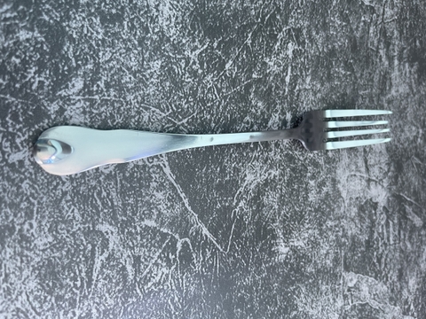 NĨA 4 ĐẦU ĐUÔI HOA