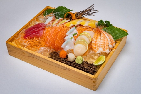 KHAY CHỮ NHẬT TRƯNG BÀY SHUSHI GIẢ GỖ