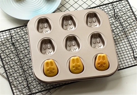 KHAY NƯỚNG BÁNH HÌNH THỎ ĐÁNG YÊU