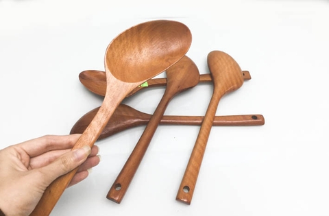 XẺNG GỖ LỆCH 33CM DÙNG TRONG NHÀ BẾP