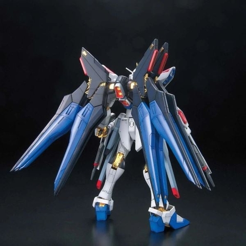 Mô Hình Lắp Ráp Gundam MG 1/100 STRIKE FREEDOM GUNDAM FULL BURST MODE của Bandai Nhật Bản