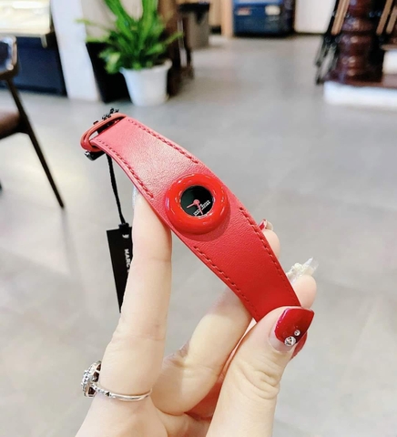 Đồng hồ MarcJacobs