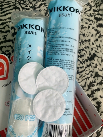 Bông Tẩy Trang Nokkori Nhật Bản 150 Miếng – Mềm Mịn, Không Xơ Bông, Tiết Kiệm Toner