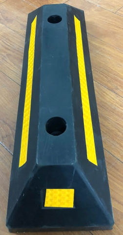 Chặn Lùi Xe Cao Su 560x150x100mm