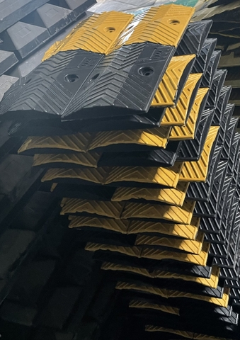 Gờ Giảm Tốc 500x200x30mm