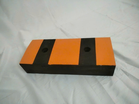 Cao su Giảm chấn KT: 1000x200x100mm