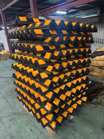 Ốp Cột Cao su 1200mm