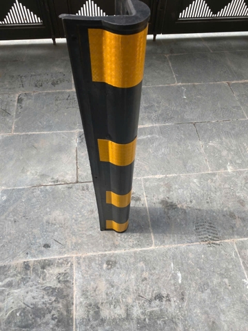 Ốp Cột Tròn Cao Su KT: 800x100x8mm