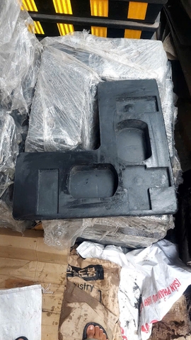 Cao su Giảm chấn KT: 1000x200x100mm