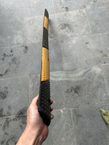 Gờ giảm tốc 1000x100x20mm