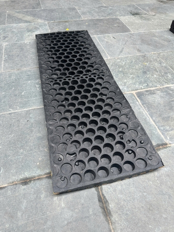 Gờ Giảm Tốc Cao Su Nhựa