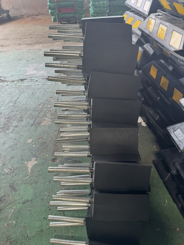 Chặn lùi Cao Su Di Động