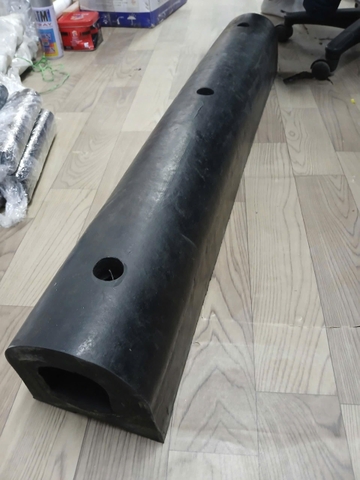 Giảm chấn chữ D