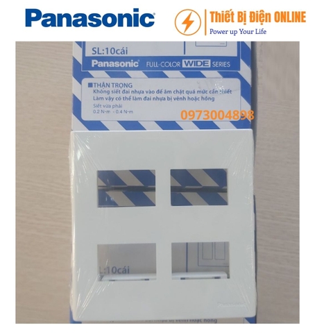 Mặt 4 thiết bị Panasonic WEV68040SW Wide