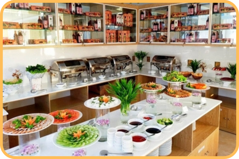 Ăn Sáng Tại Nhà Hàng