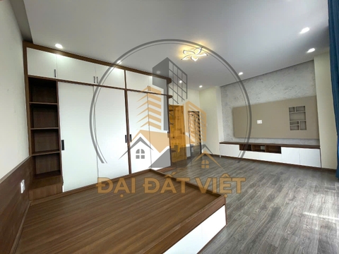 Bán nhà đẹp giảm sâu Đường Nguyễn Hữu Cầu, P12, Đà Lạt