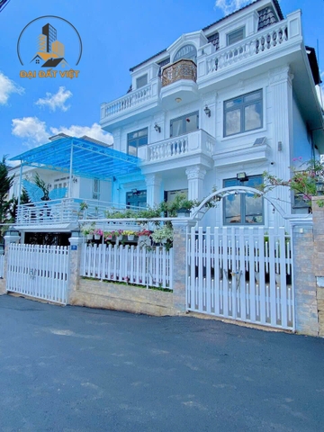 Bán Biệt Thự Thông Thoáng Đường Ngô Tất Tố, P8, Đà Lạt
