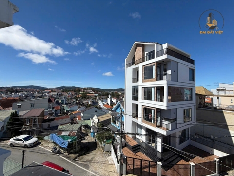 BÁN NHÀ 3 TẦNG CỔ LOA MỚI XÂY - TRUNG TÂM ĐÀ LẠT - VIEW THÀNH PHỐ